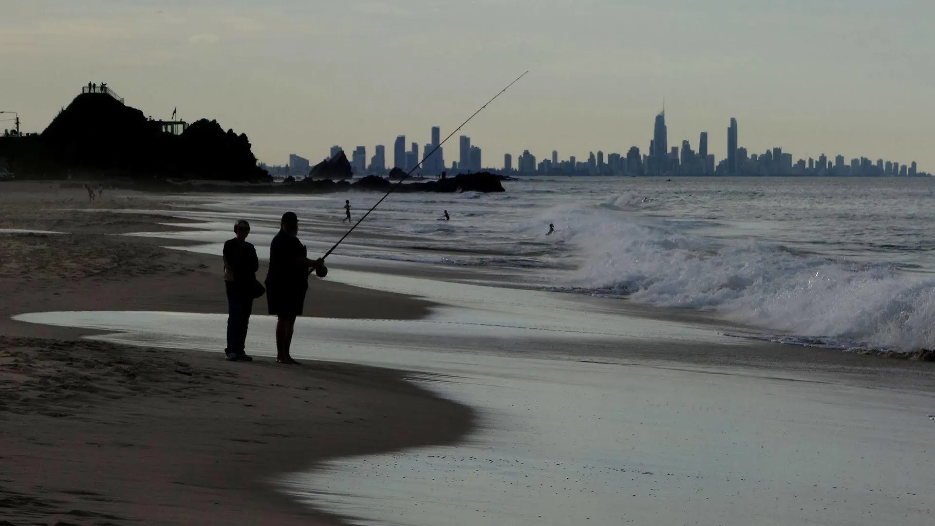 Sandcastles On Currumbin Beachfront, Gold Coast