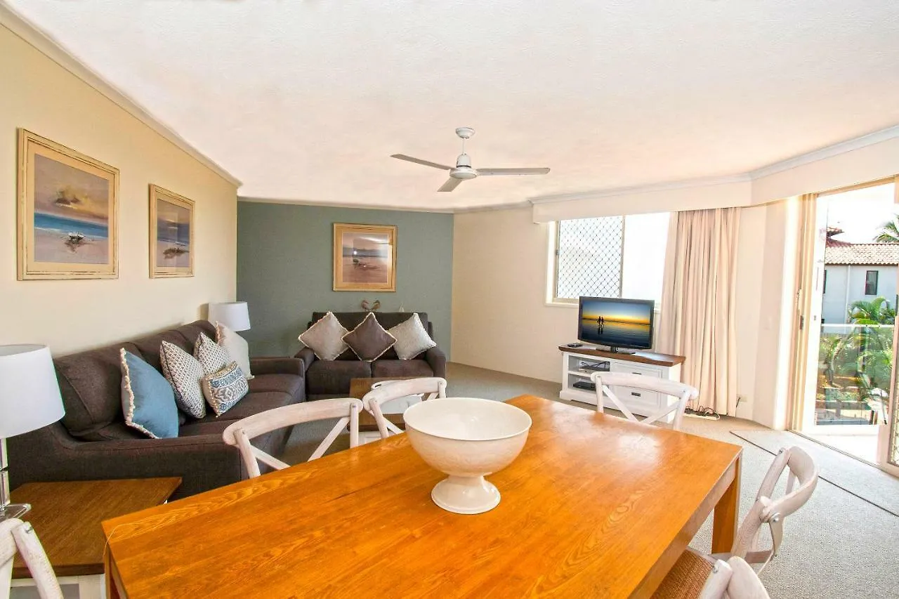 Aparthotel Sandcastles On Currumbin Beachfront, Gold Coast