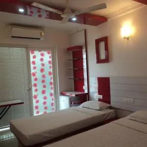 royal-castle-apartment.kerala-hotels.net/
