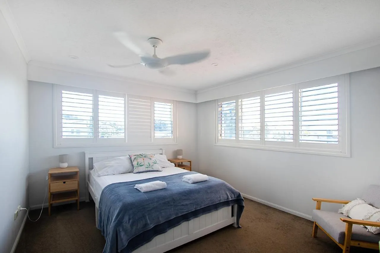 Sandcastles On Currumbin Beachfront, Gold Coast Aparthotel